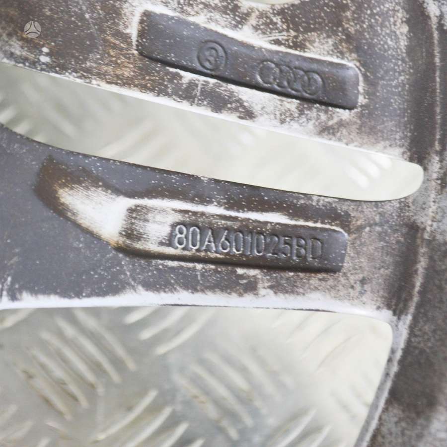 Audi Q5, light alloy, R18
