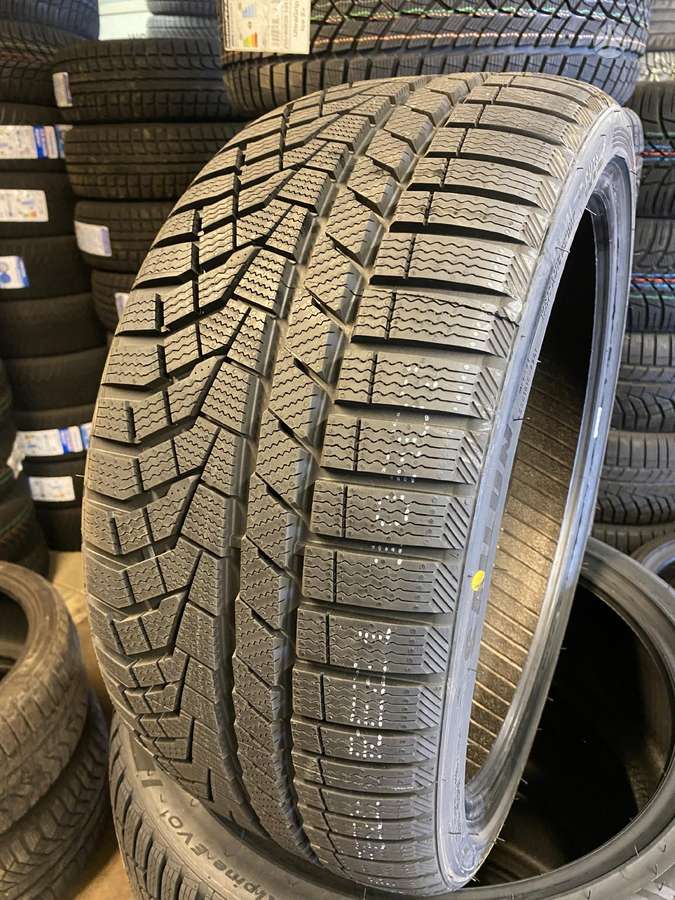 Sailun Alpine Evo1, зимние 235/35 R19