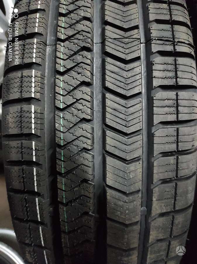 -Kita-, winter 235/60 R18