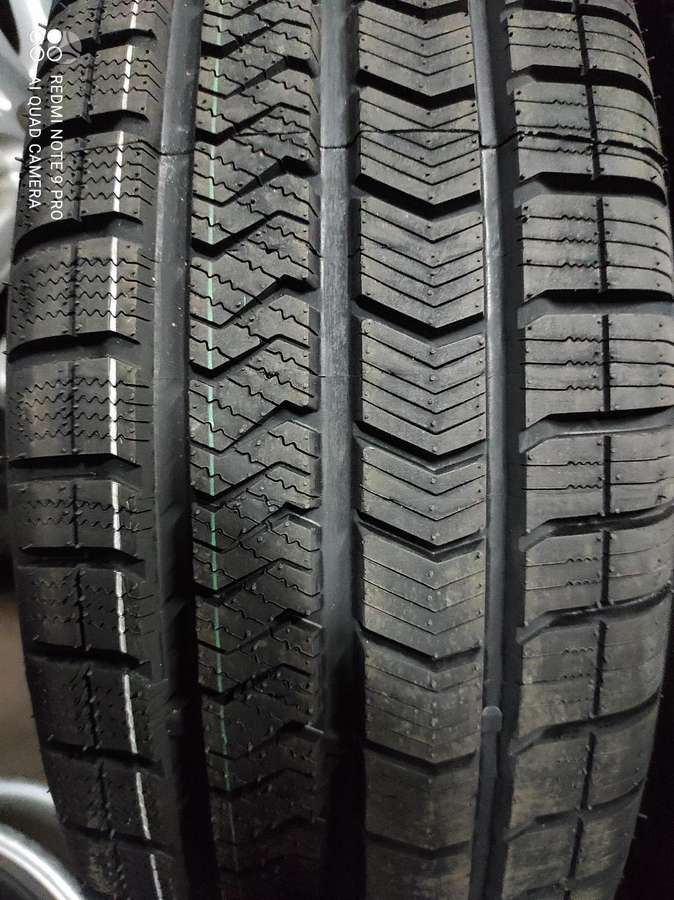 -Kita-, winter 235/55 R19
