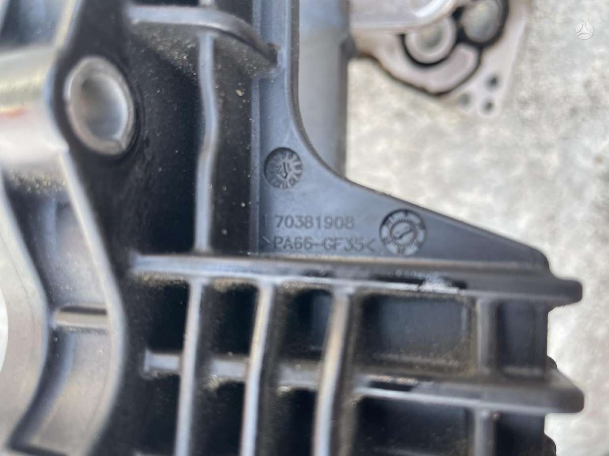 Mini Clubman, 70381908, детали двигателя