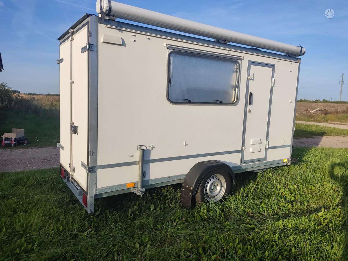 -Kita- Blyss, caravans