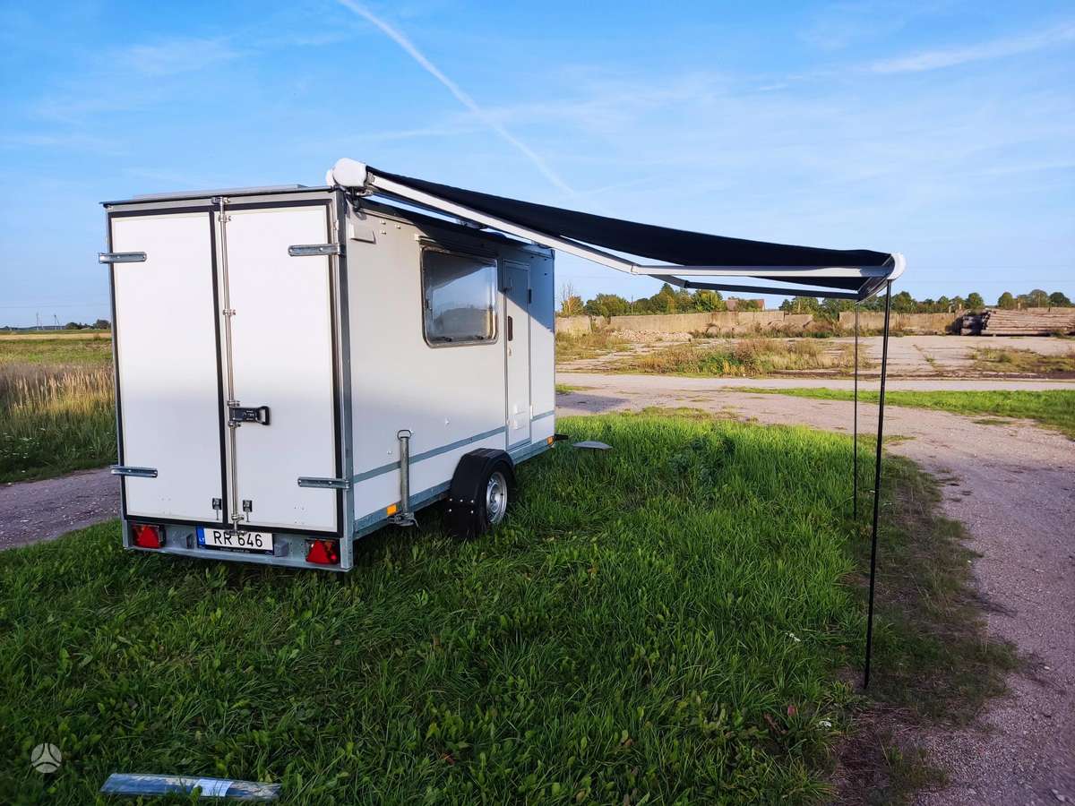 -Kita- Blyss, caravans