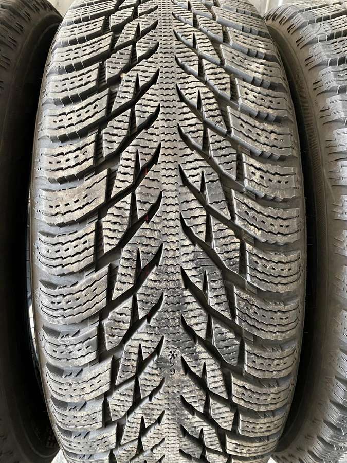 Nokian, winter 235/60 R17