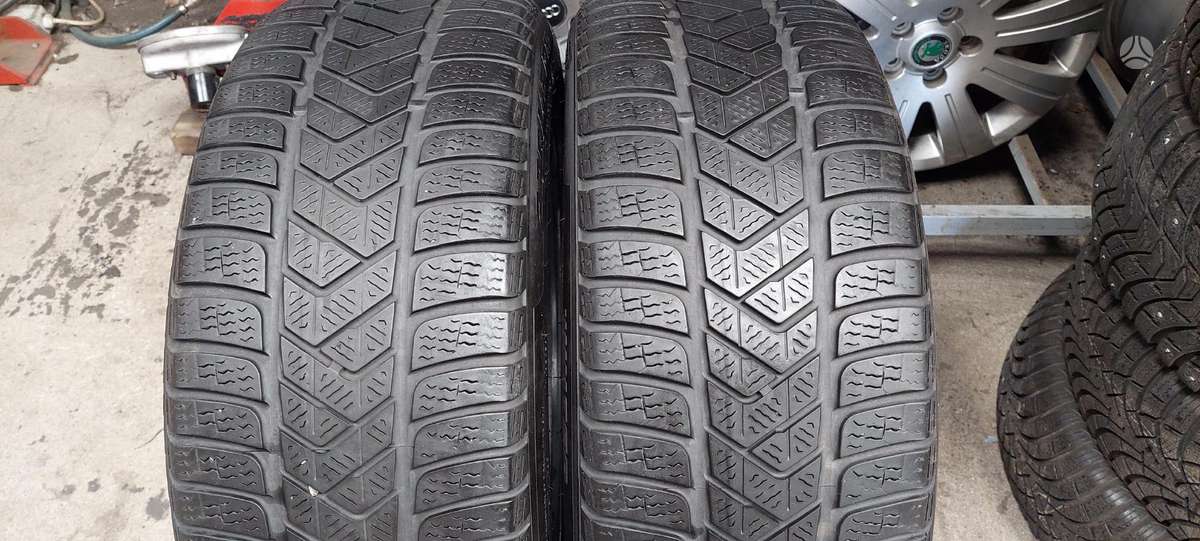Pirelli, winter 235/45 R19