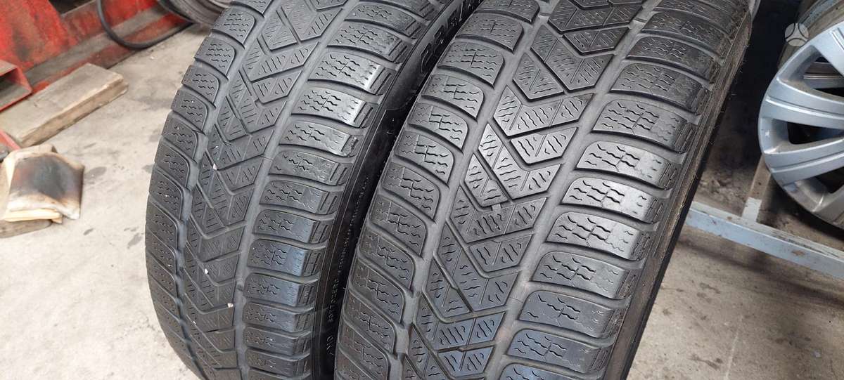 Pirelli, žieminės 235/45 R19
