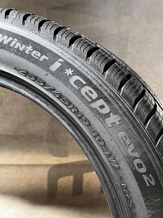 Hankook WINTER I*CEPT EVO 2, winter 255/45 R19