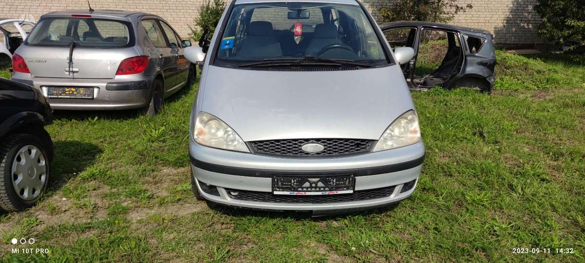 Ford Galaxy по частям