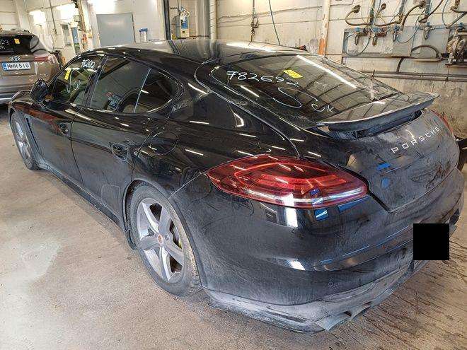 Porsche Panamera по частям