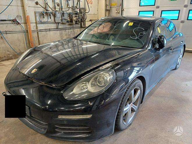 Porsche Panamera по частям