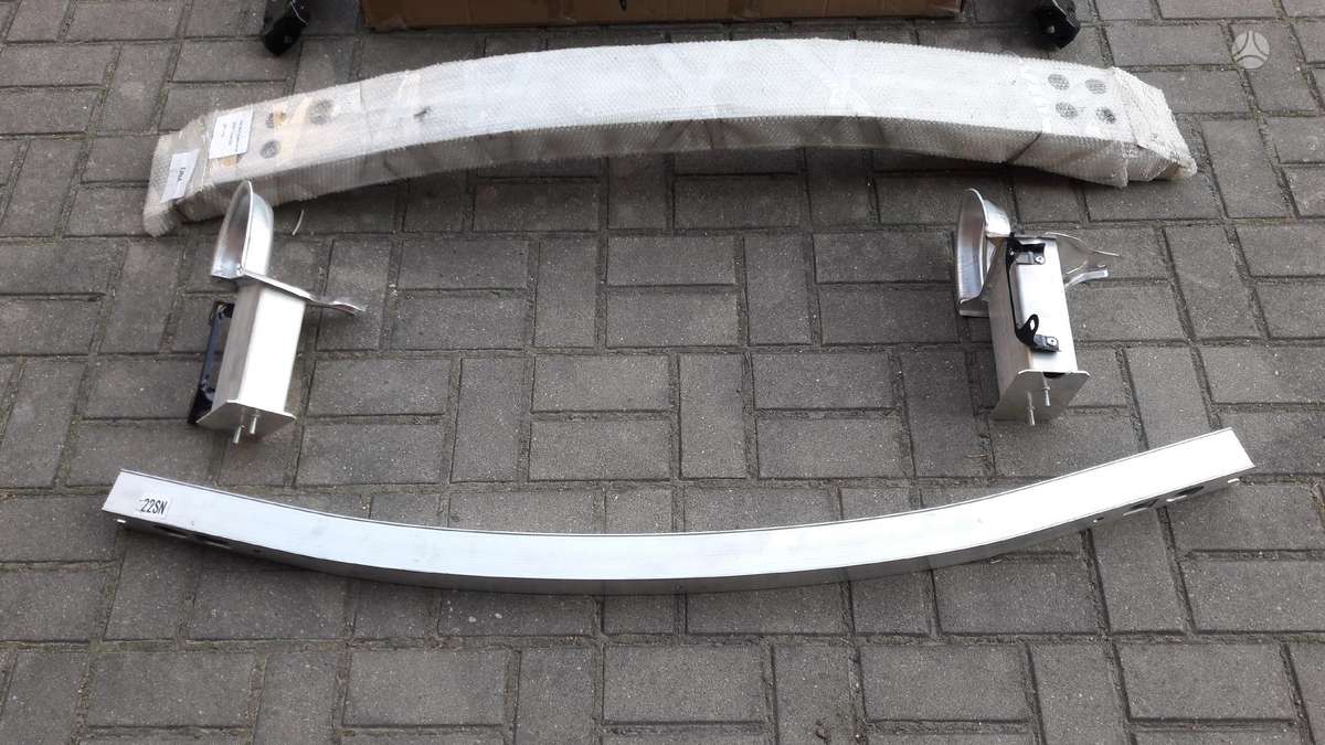 Toyota Sienna детали кузова