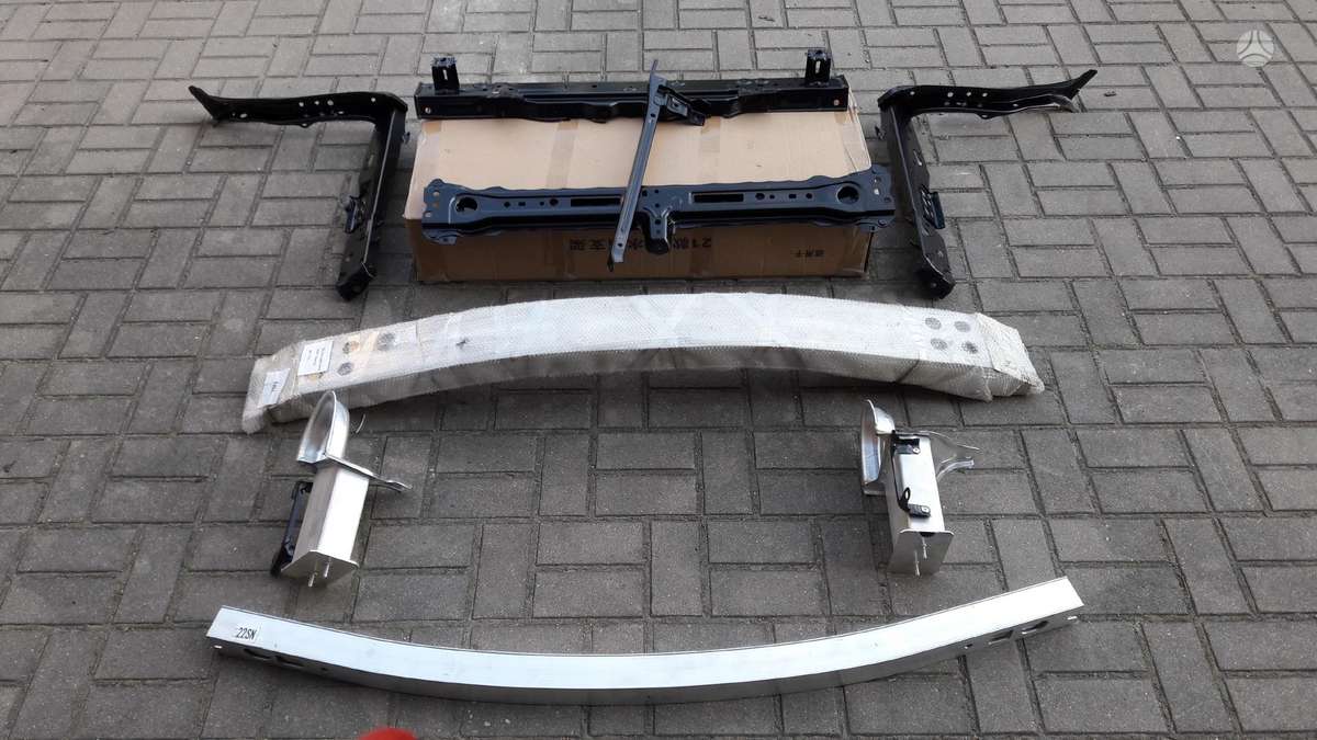 Toyota Sienna body parts