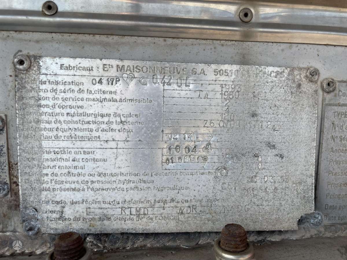MAISONNEUVE  SA Chemine TERMO ADR 32500 LITRU, cisterninės