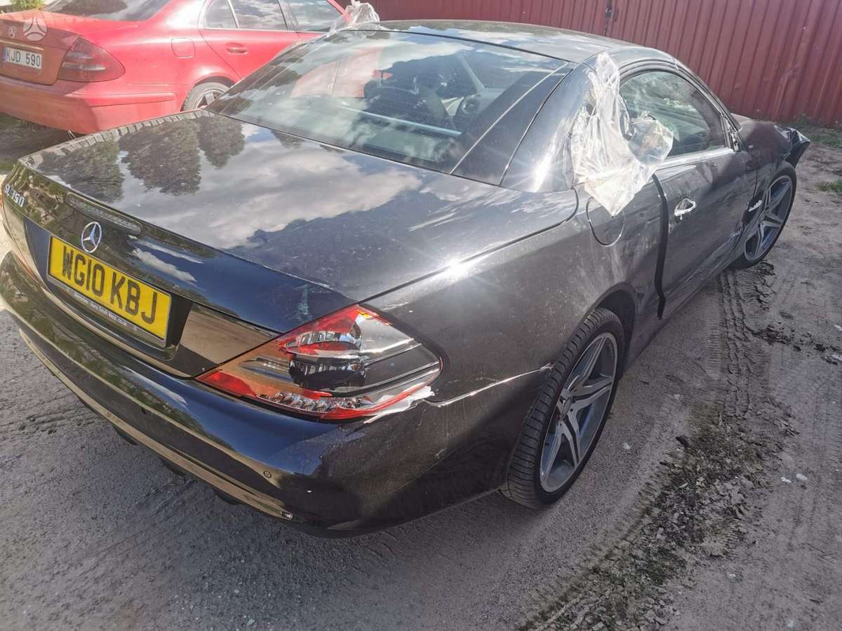 Mercedes-Benz SL350 dalimis