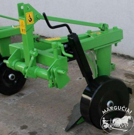 Farmostal Su 25 cm užgriebio pločiu, плуги