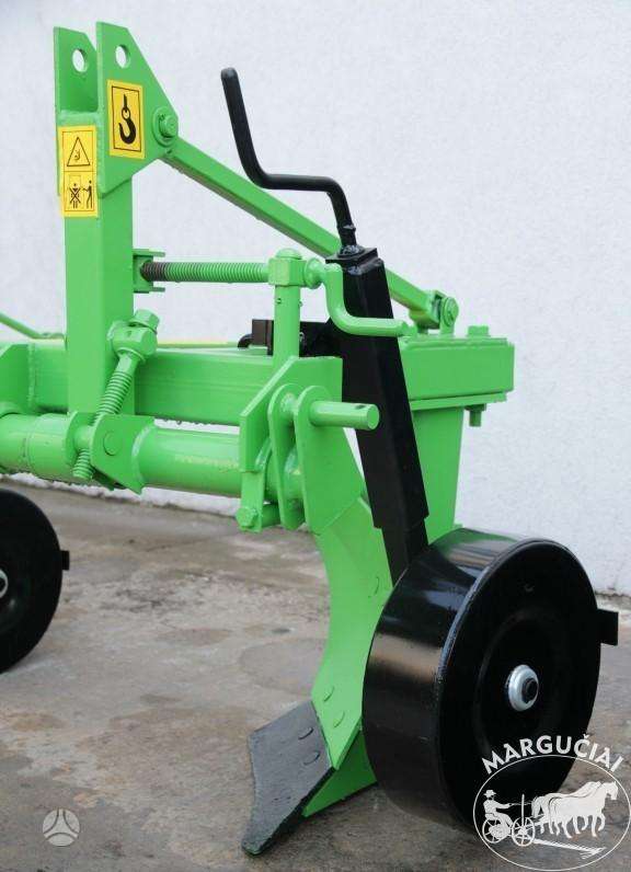 Farmostal Su 25 cm užgriebio pločiu, плуги