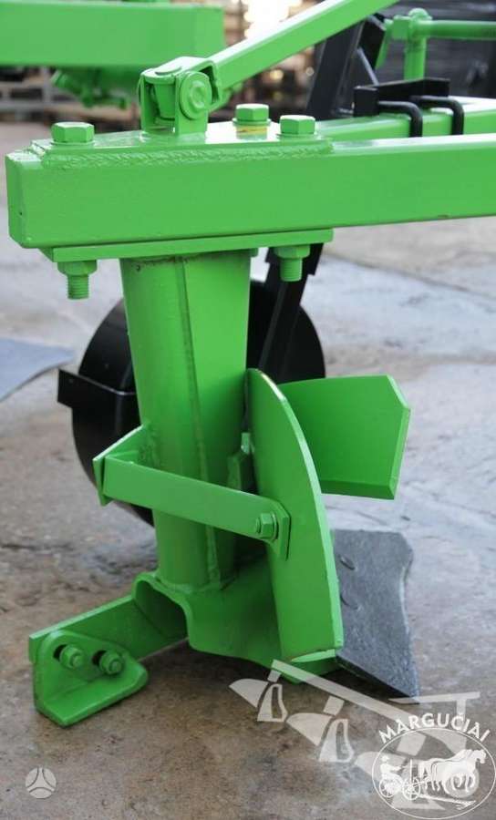 Farmostal Su 25 cm užgriebio pločiu, плуги