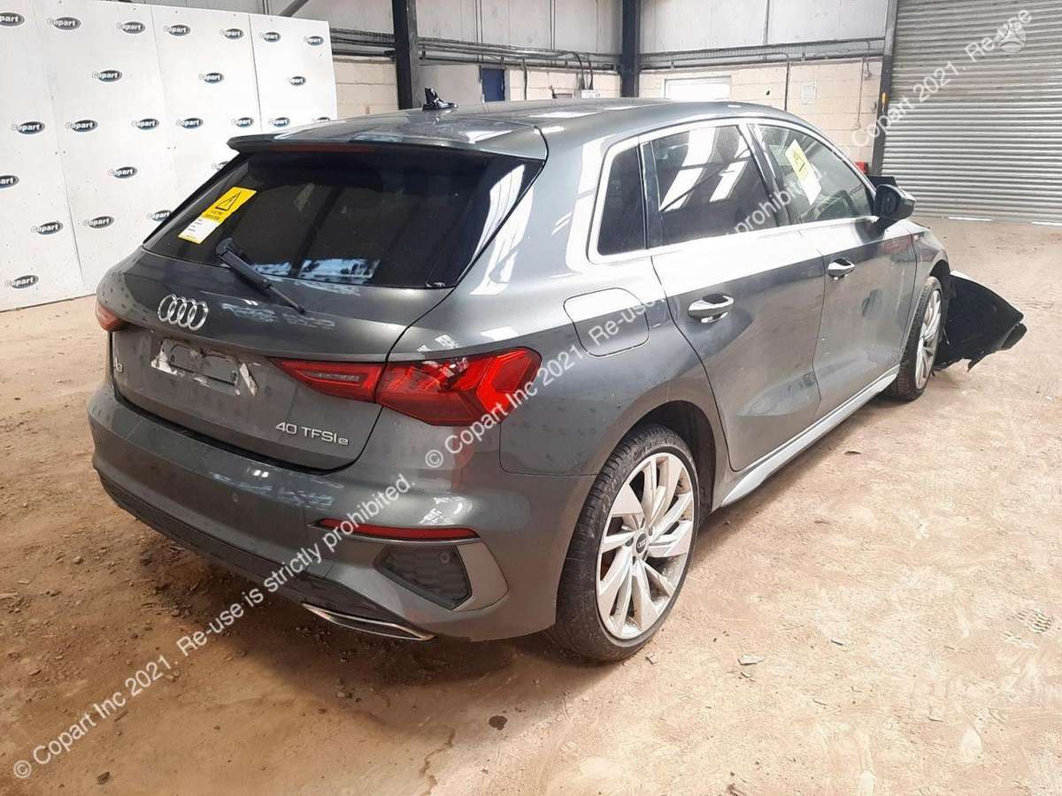Audi A3 Auto ardomas platesnė info telefonu