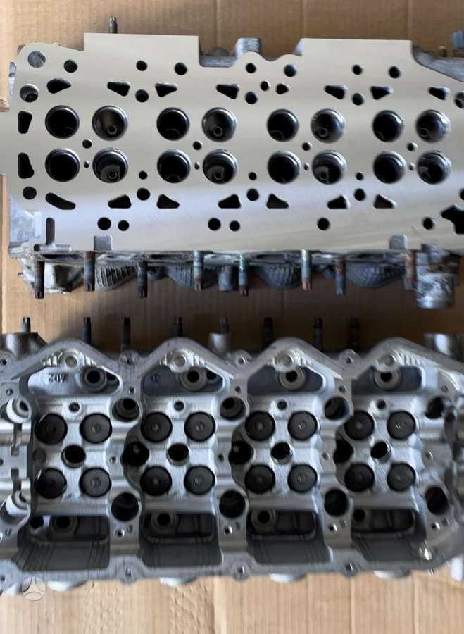 Nissan Navara crankshaft, cylinder head, engine