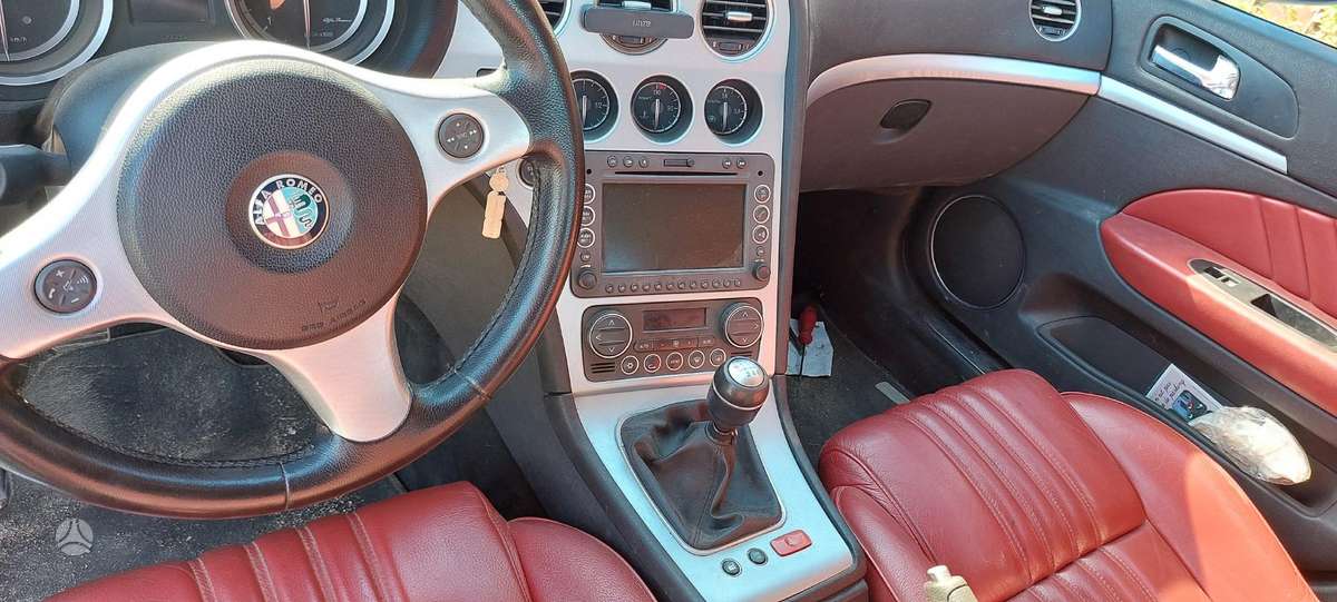 Alfa Romeo 159