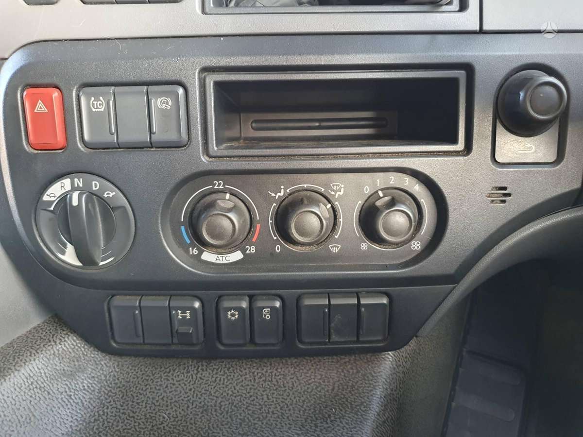 DAF CF, single sleeper