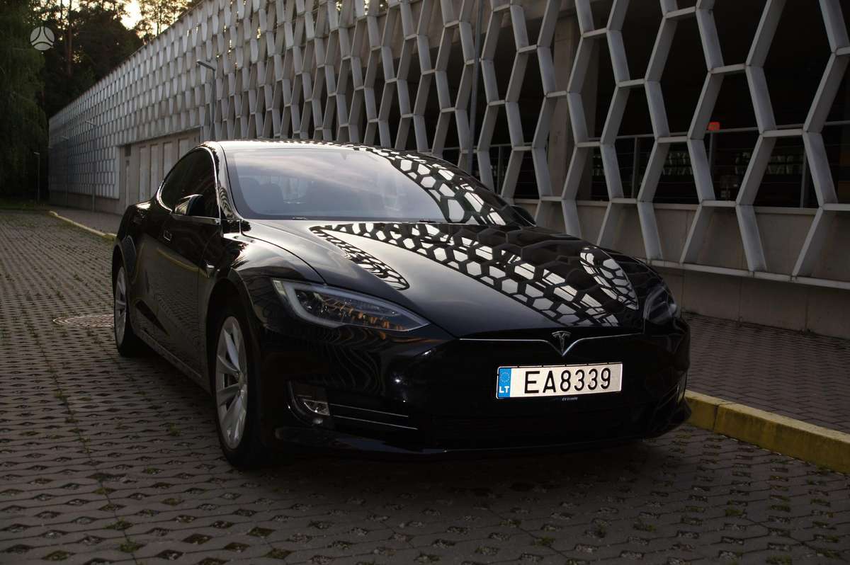 Tesla Model S, 100 kWh, hečbekas