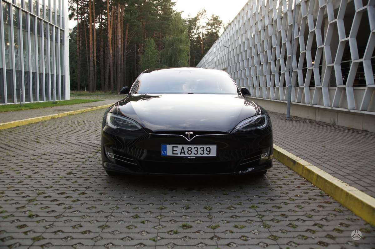 Tesla Model S, 100 kWh, hečbekas