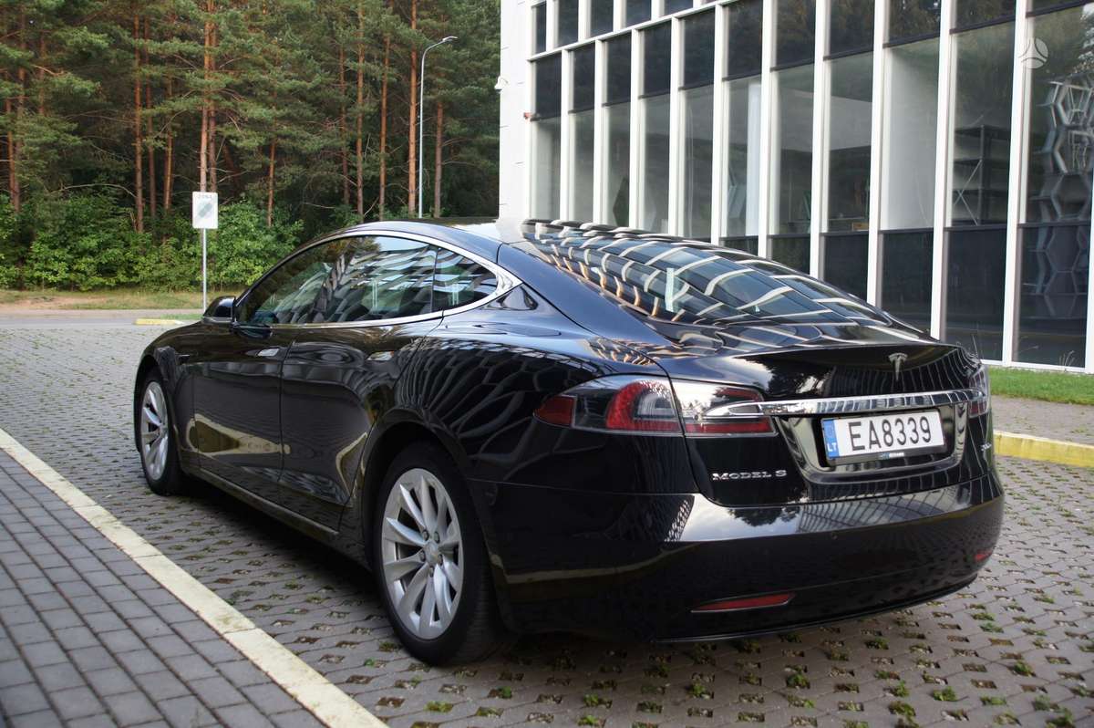 Tesla Model S, 100 kWh, hečbekas