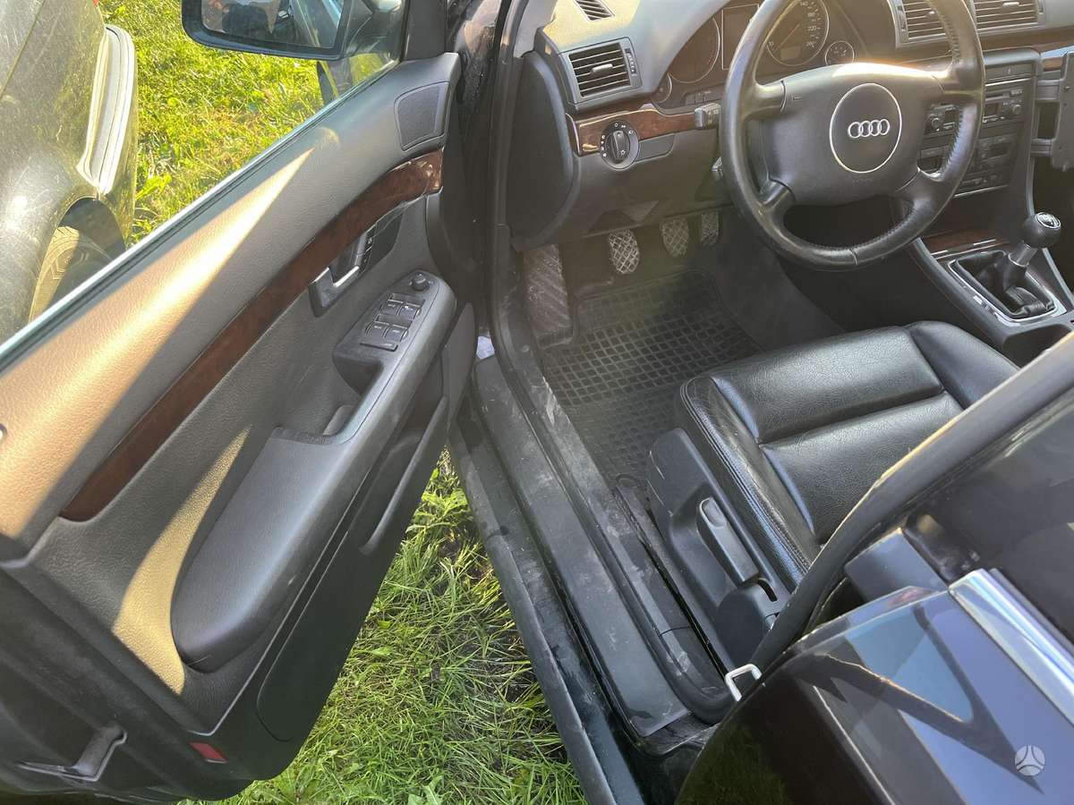 Audi A4, 2.5 l., universalas