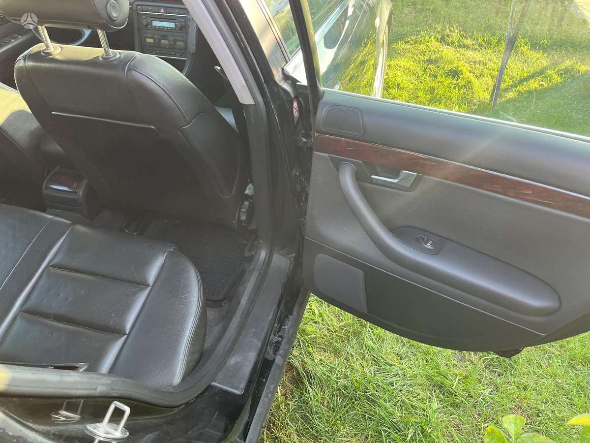 Audi A4, 2.5 l., universalas