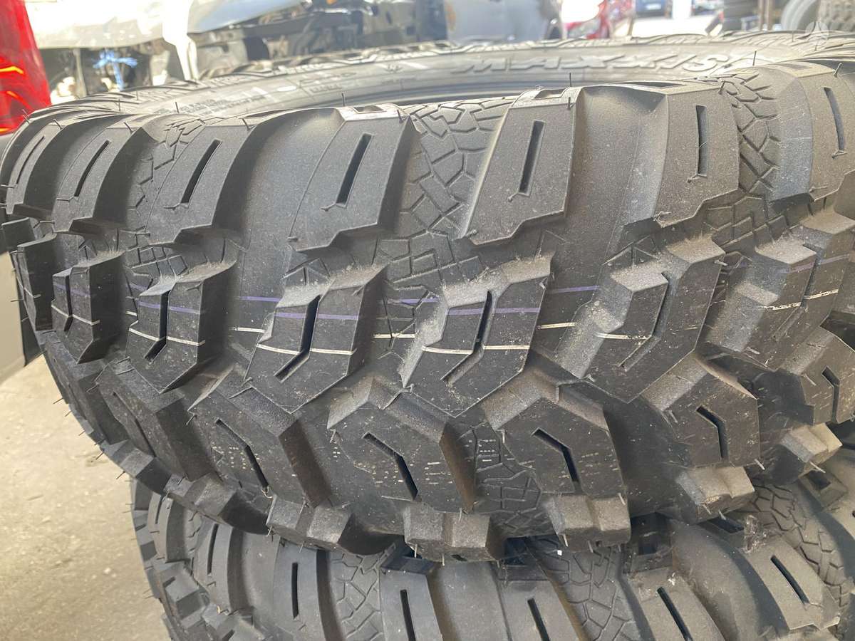 Maxxis, всесезонные 9/29 R14