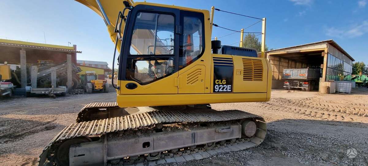 Komatsu Liugong CLG 922E, ekskavatoriai