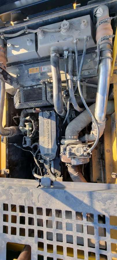 Komatsu Liugong CLG 922E, ekskavatoriai