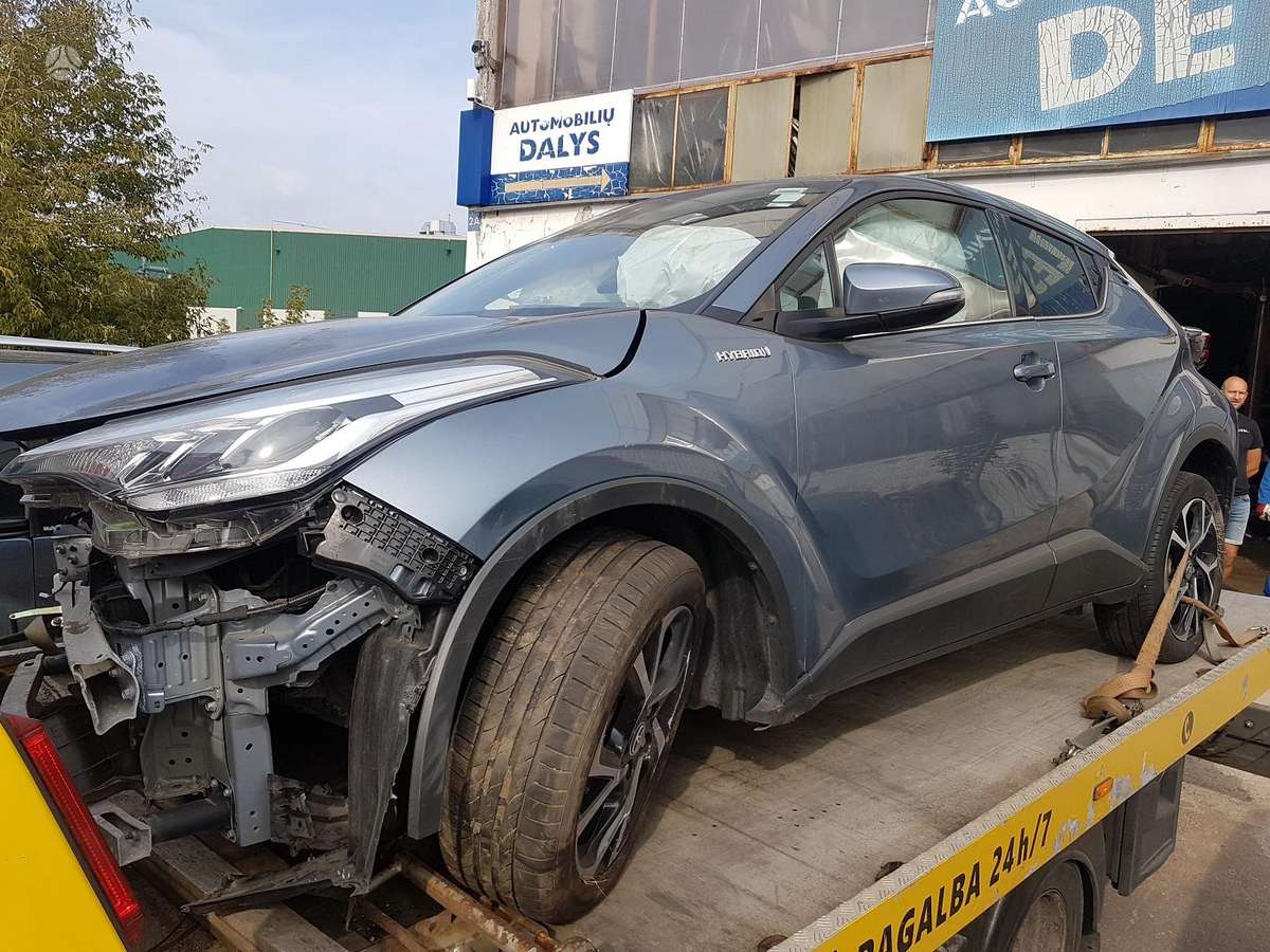 Toyota C-HR Dalimis