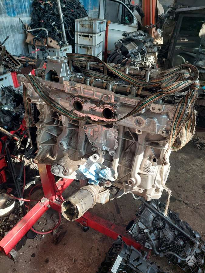 BMW 340 engine parts