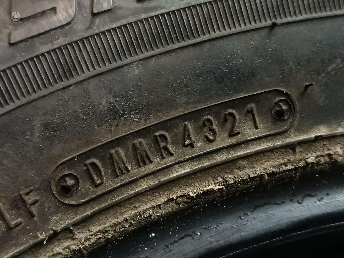 -Kita-, universalios 215/65 R17