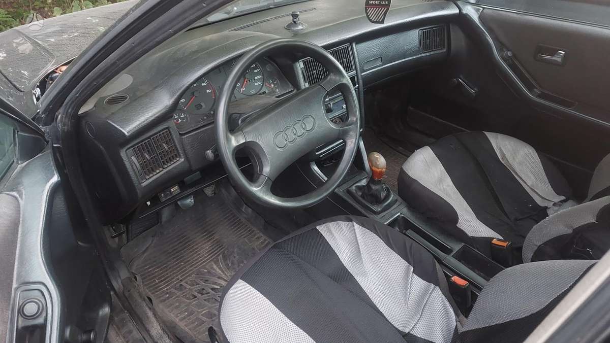 Audi 80
