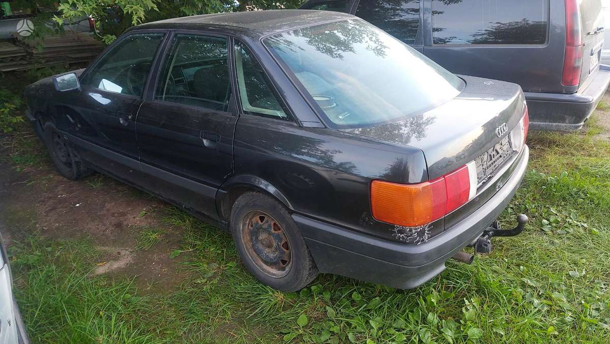 Audi 80