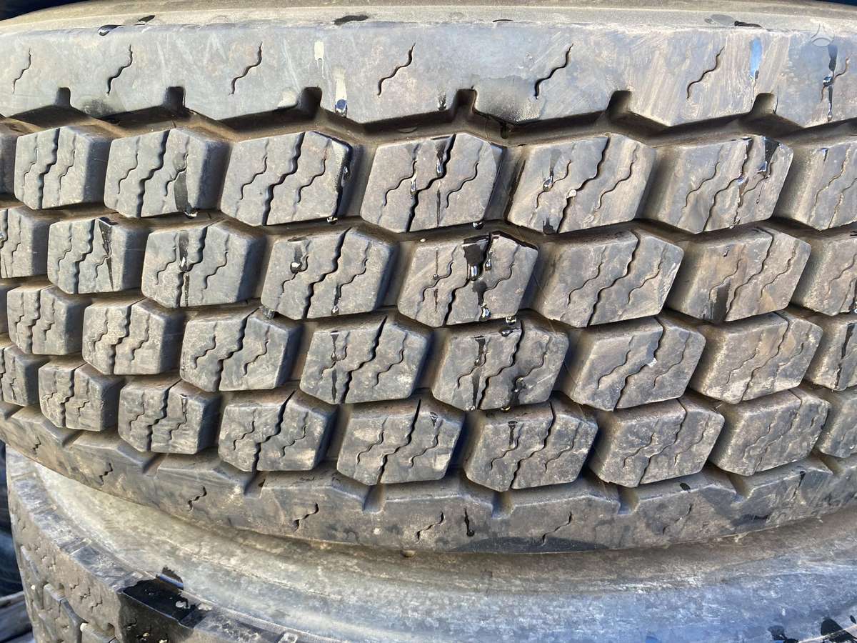 Goodyear, всесезонные 305/70 R22,5