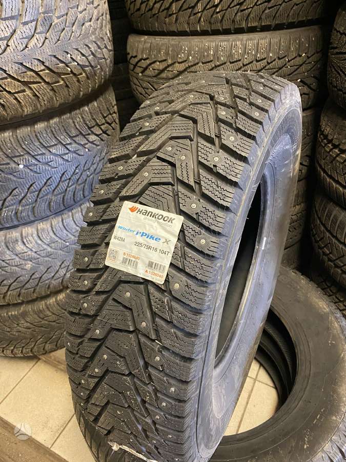 Hankook W429A, зимние 225/75 R16