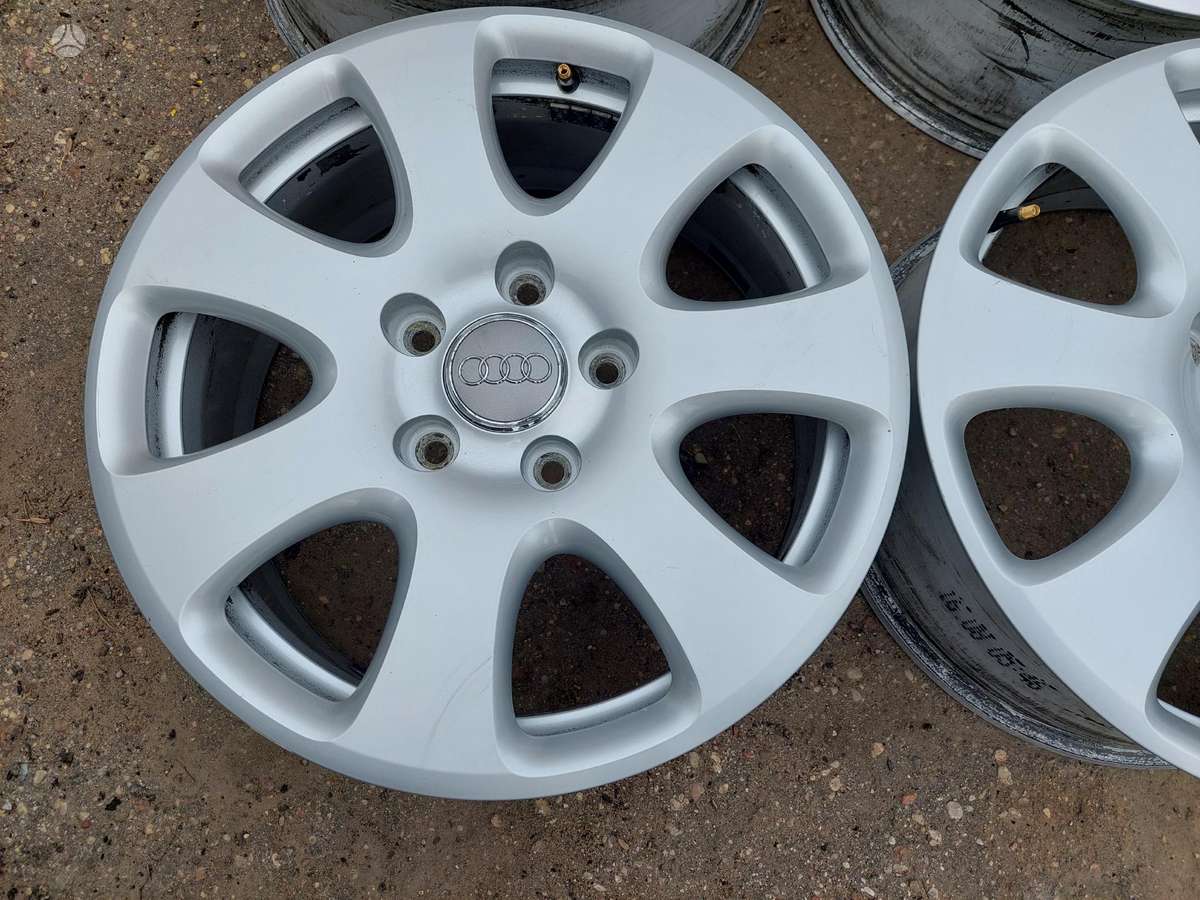 Audi, light alloy, R18