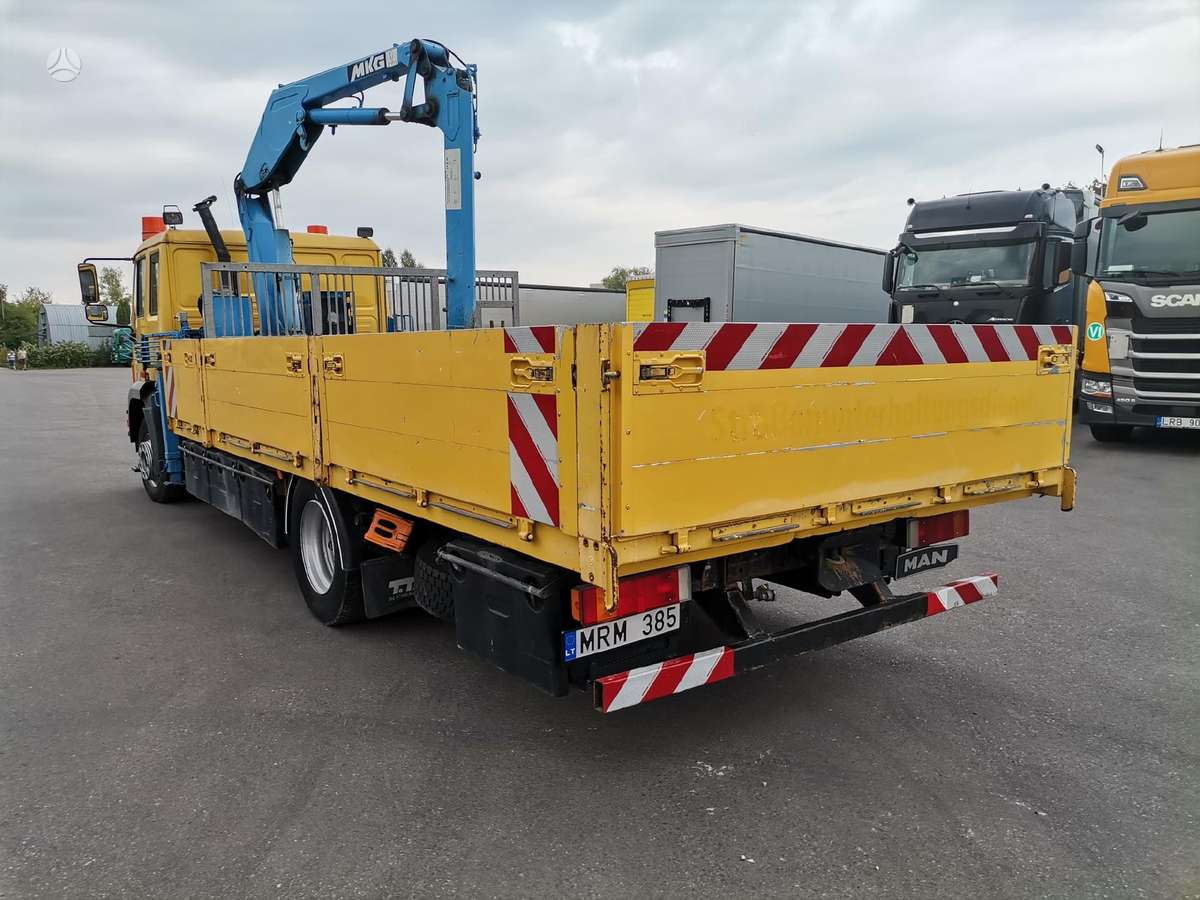 MAN 14.220, crane trucks
