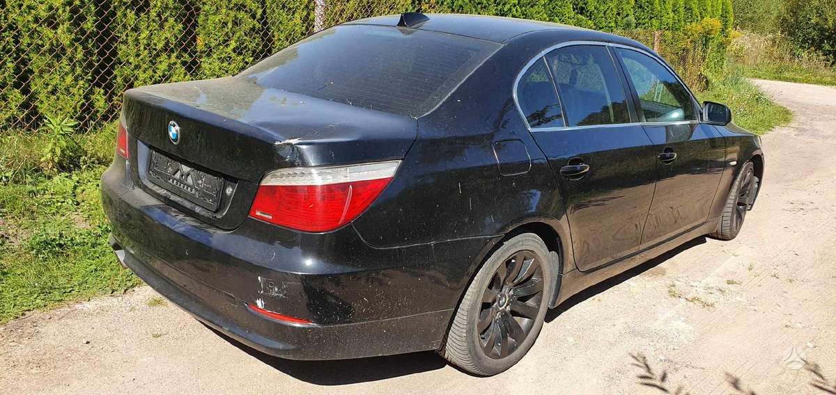 BMW 520 Dalimis