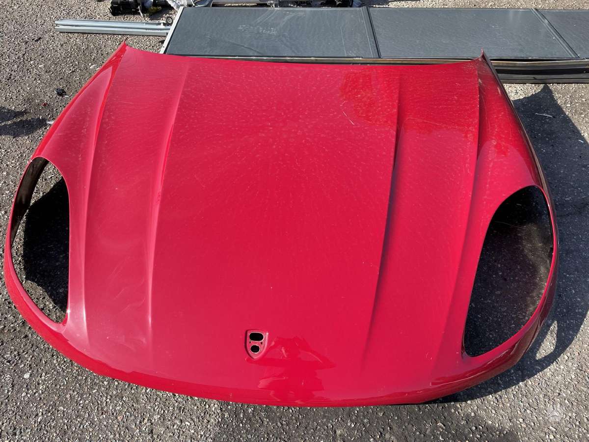 Porsche Macan dangtis (priekinis, galinis)