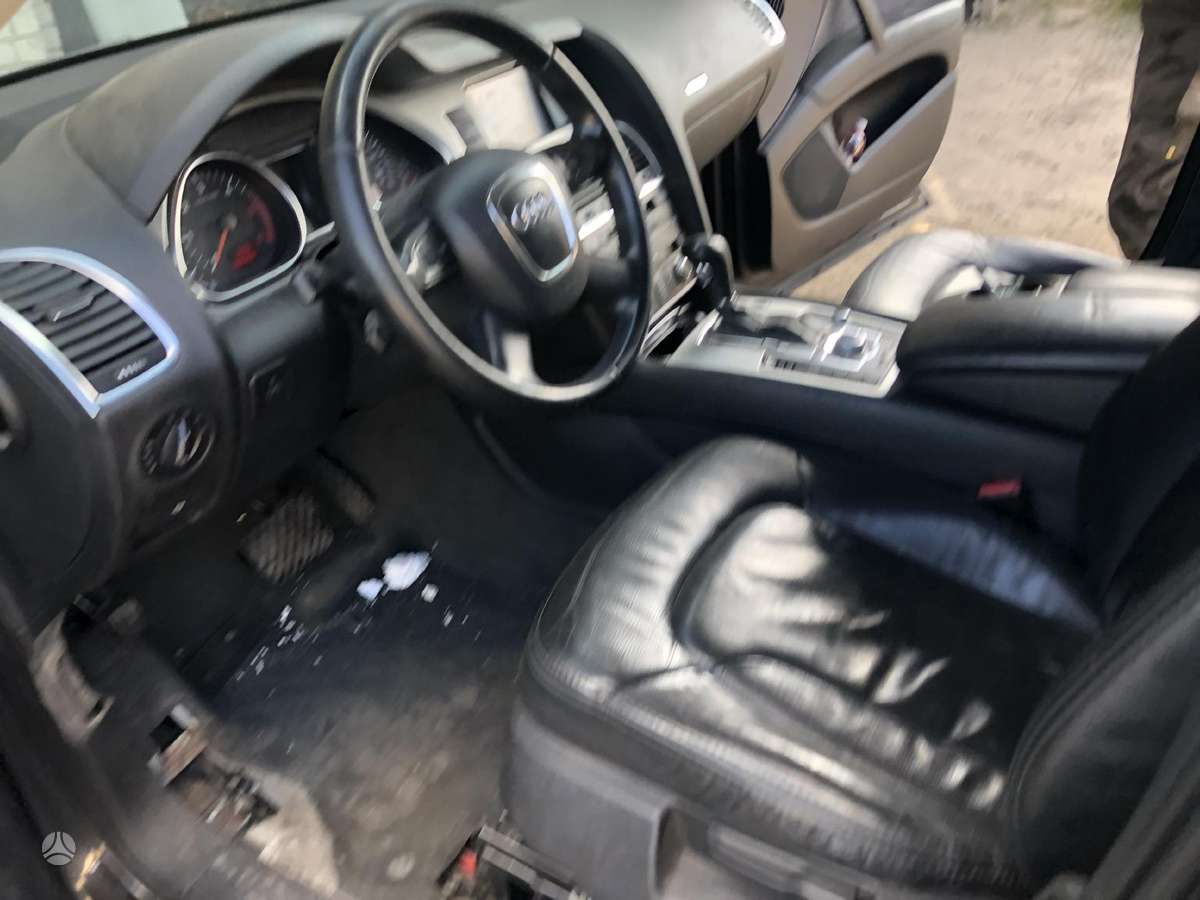 Audi Q7 по частям