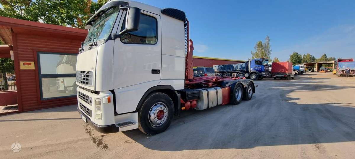 Volvo FM12 (Hook type), hooklift trucks