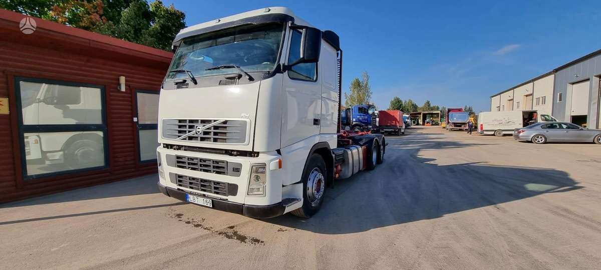 Volvo FM12 (Hook type), hooklift trucks