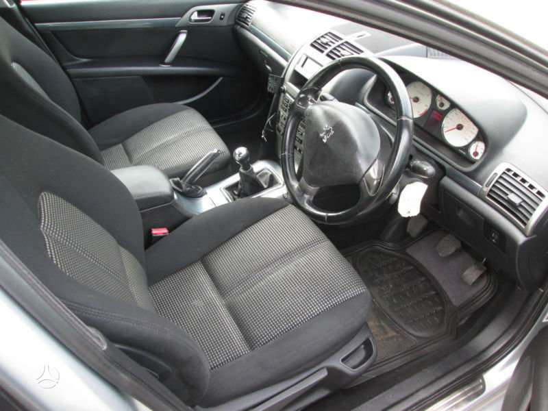 Peugeot 407