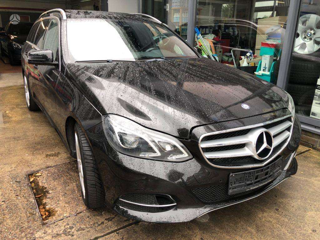 Mercedes-Benz E220 Dalimis
