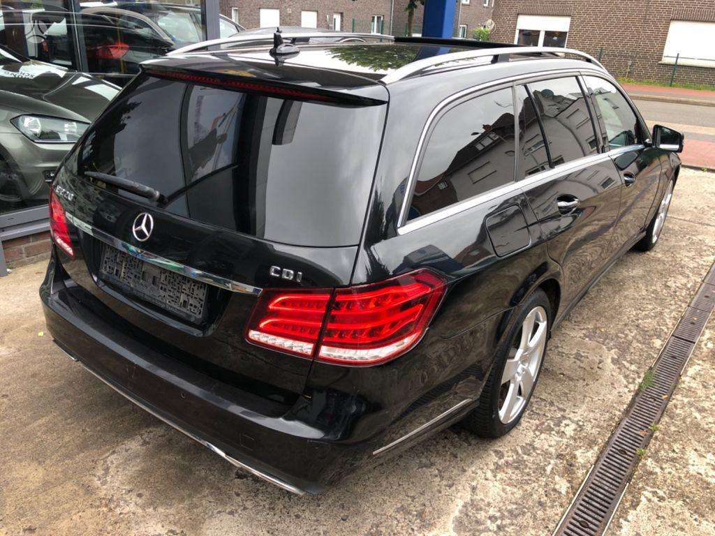 Mercedes-Benz E220 Dalimis